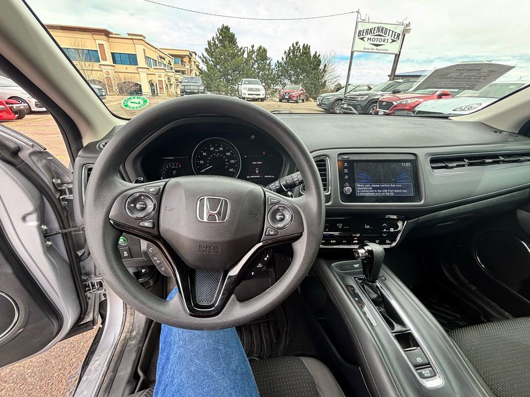 Used 2022 Honda HR-V EX image 12
