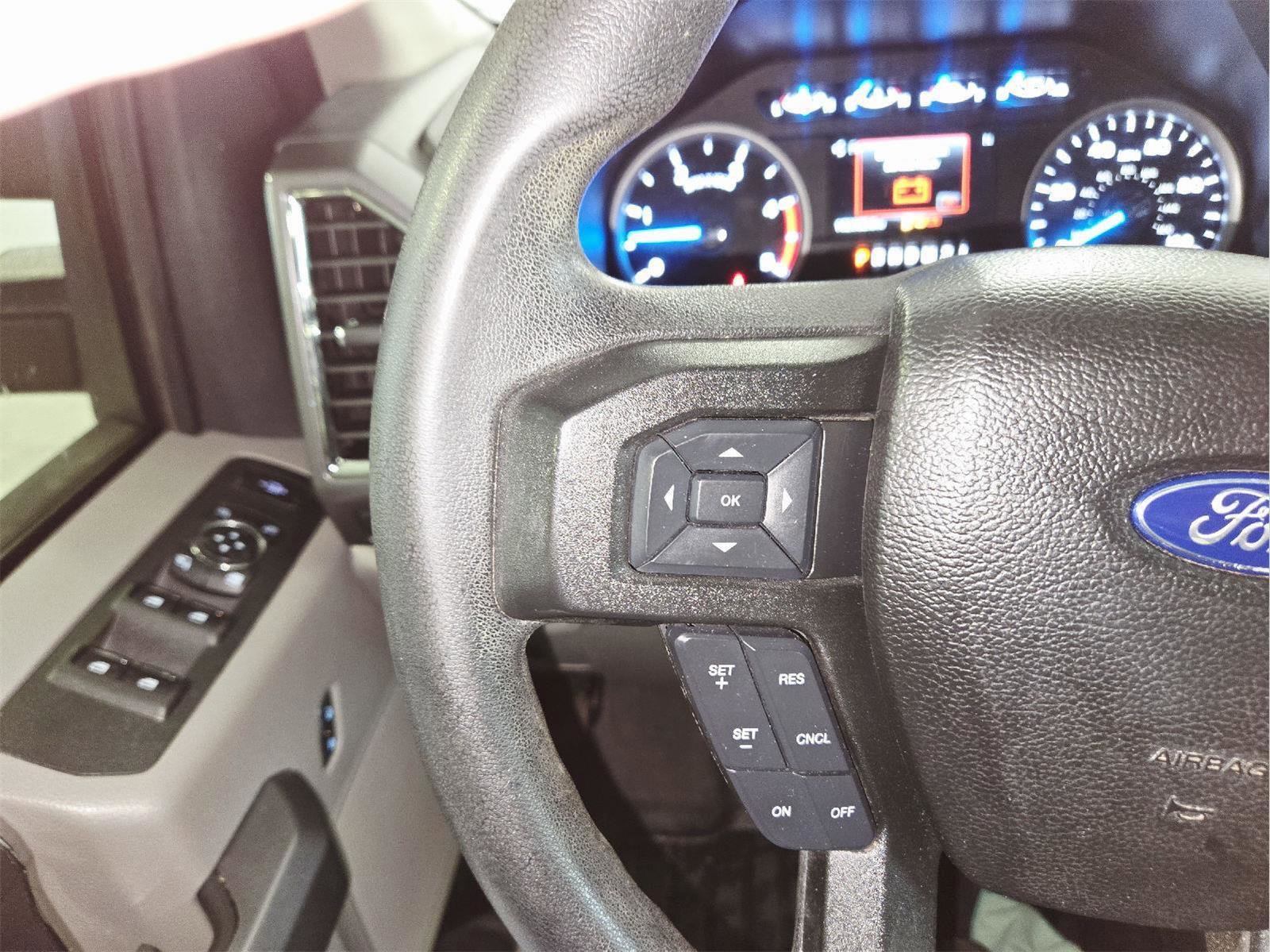 Used 2017 Ford F250 XLT w/ XLT Premium Package image 15