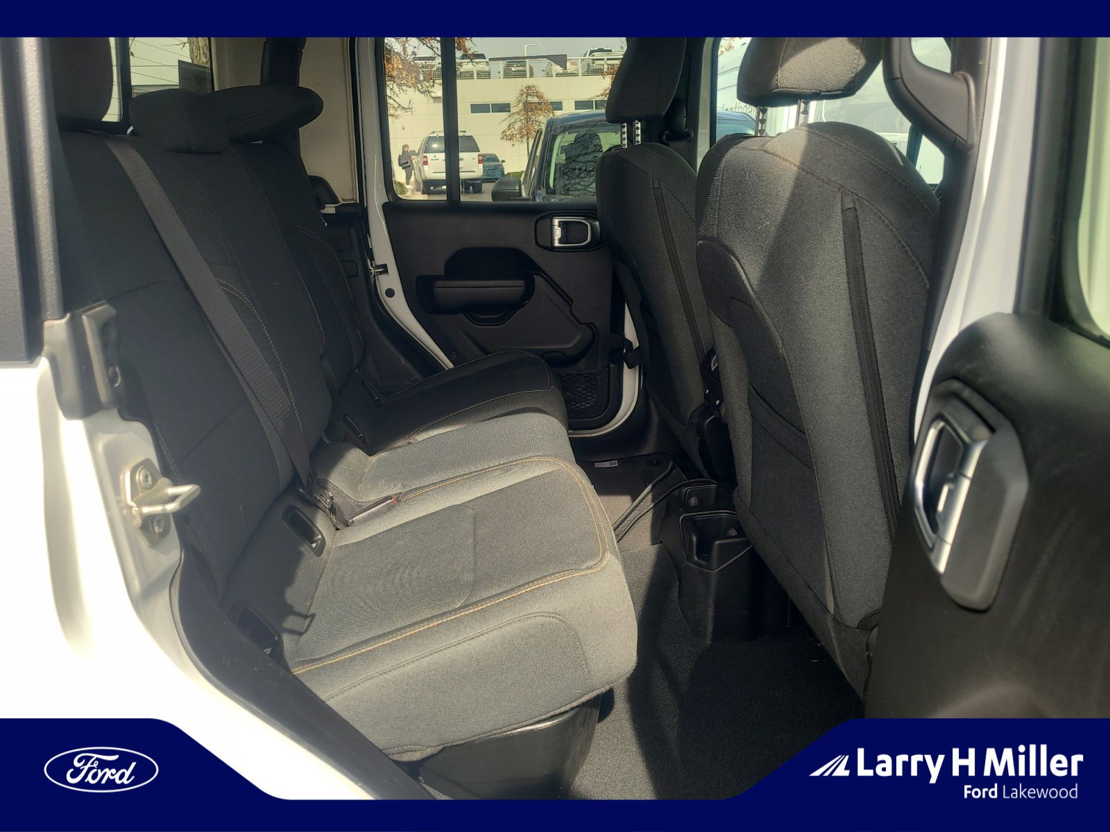 Used 2024 Jeep Gladiator Sport image 18