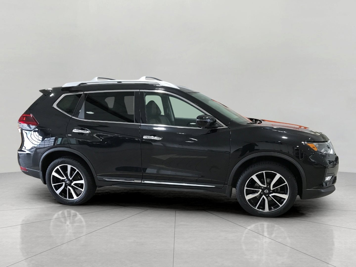 Used 2019 Nissan Rogue SL AWD/4WD image 10