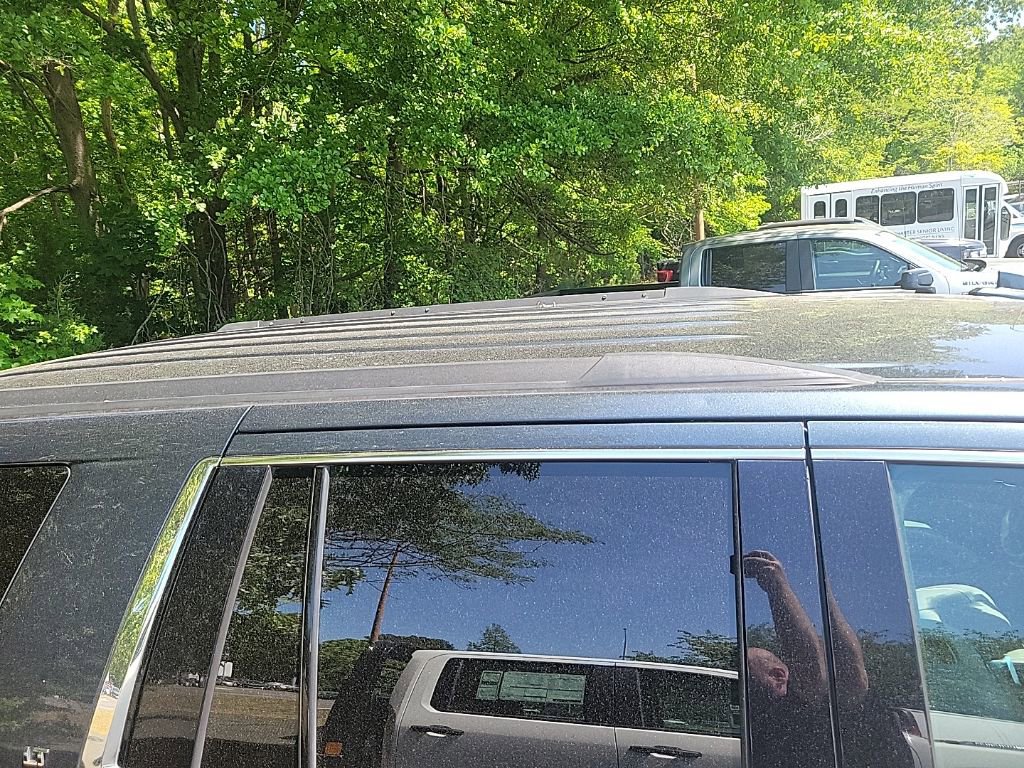 Used 2019 Chevrolet Tahoe LT w/ LT Signature Package AWD/4WD image 11