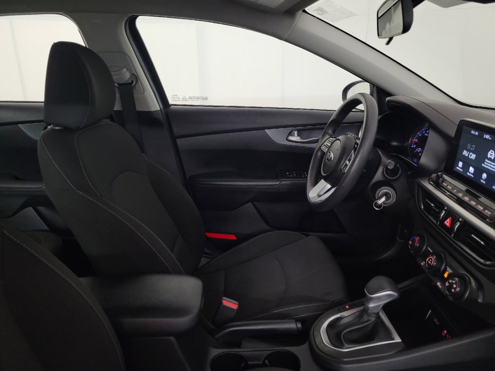 Used 2020 Kia Forte LXS FWD image 21