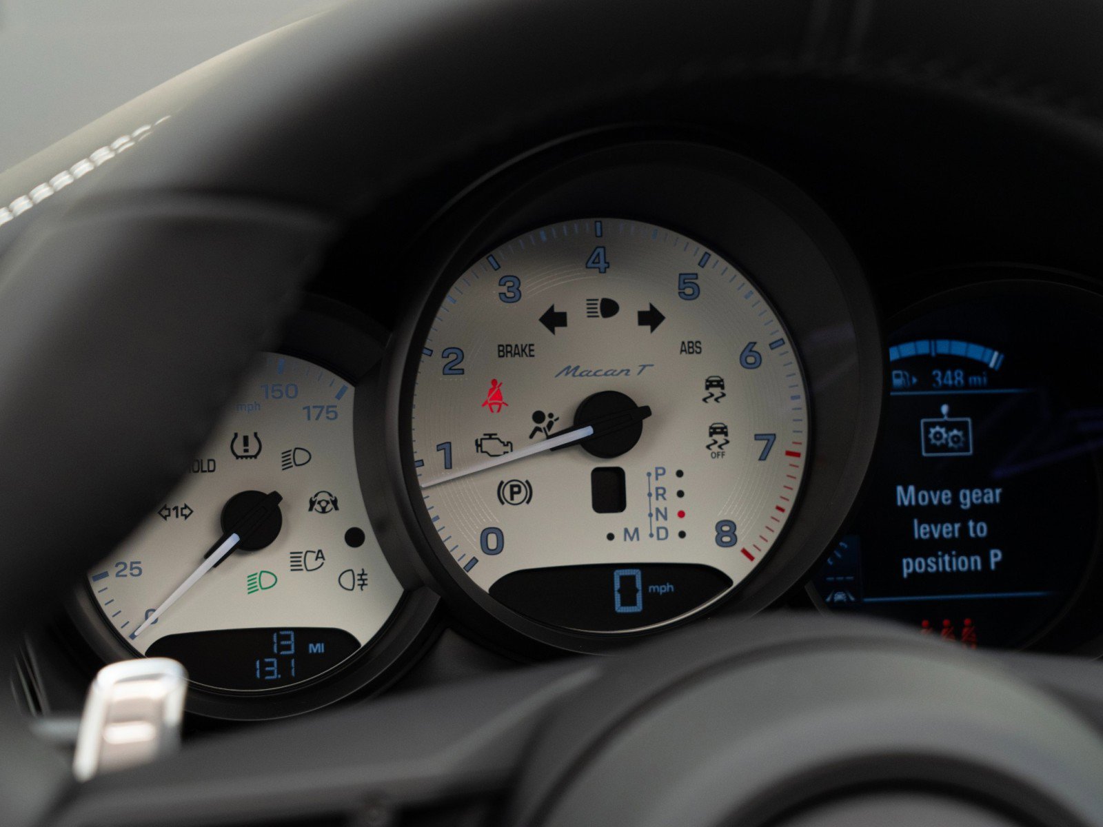 New 2026 Porsche Macan Turbo image 27