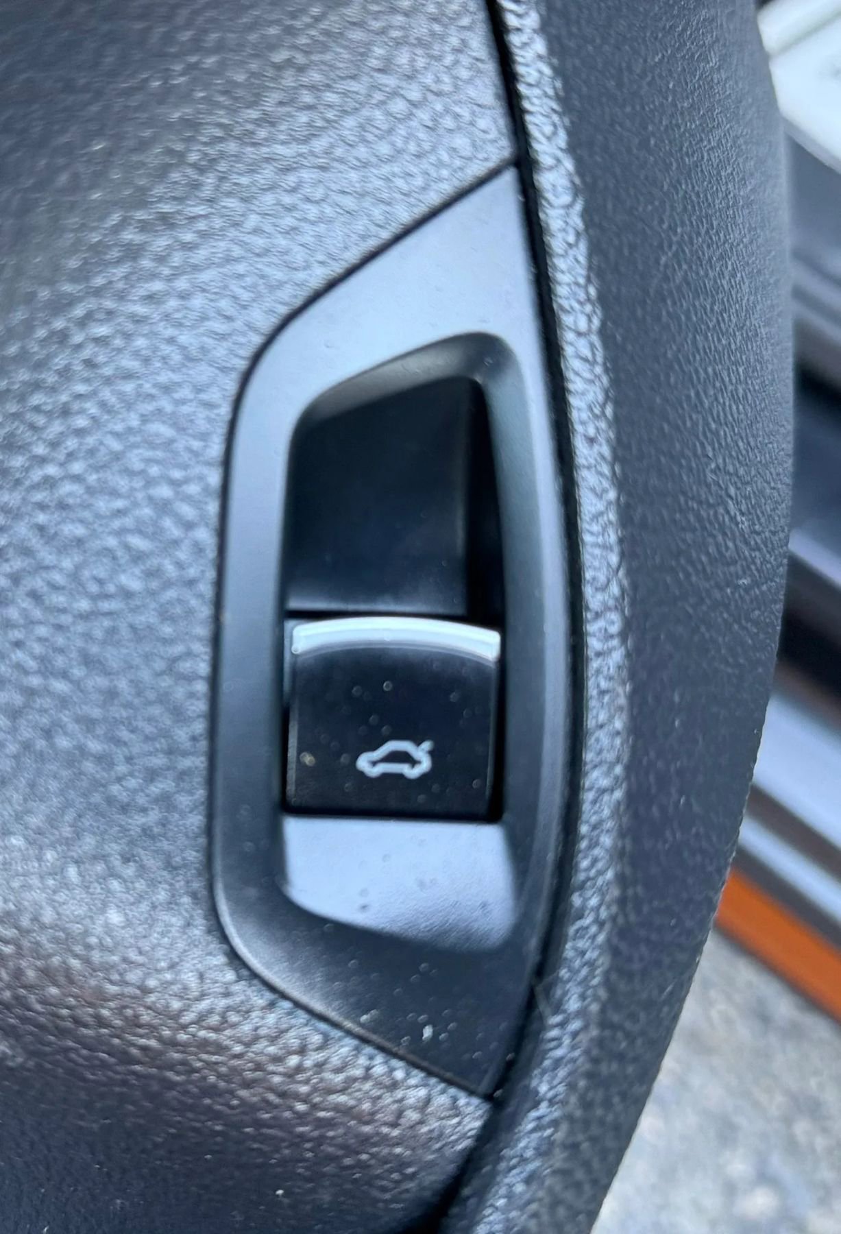 Used 2016 Volkswagen Passat 1.8T SE image 24