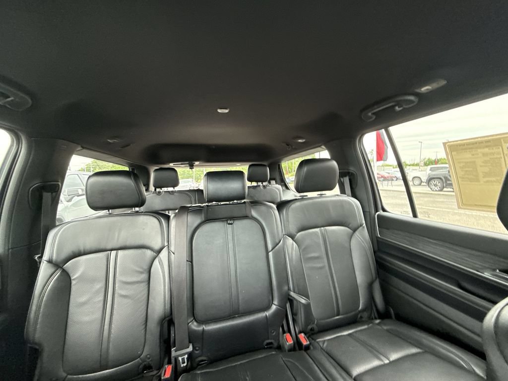 Used 2022 Jeep Wagoneer Series II AWD/4WD image 28