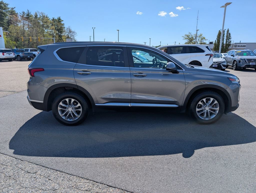 Used 2019 Hyundai Santa Fe SE AWD/4WD image 6