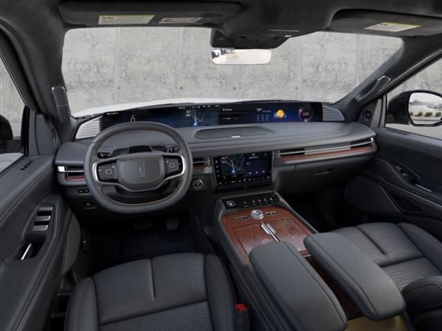 New 2026 Lincoln Navigator L Black Label AWD/4WD image 9