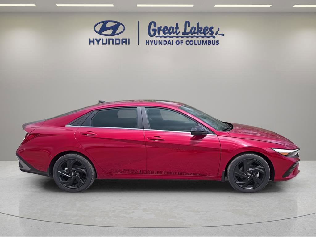 New 2026 Hyundai Elantra SEL Sport Premium FWD image 7