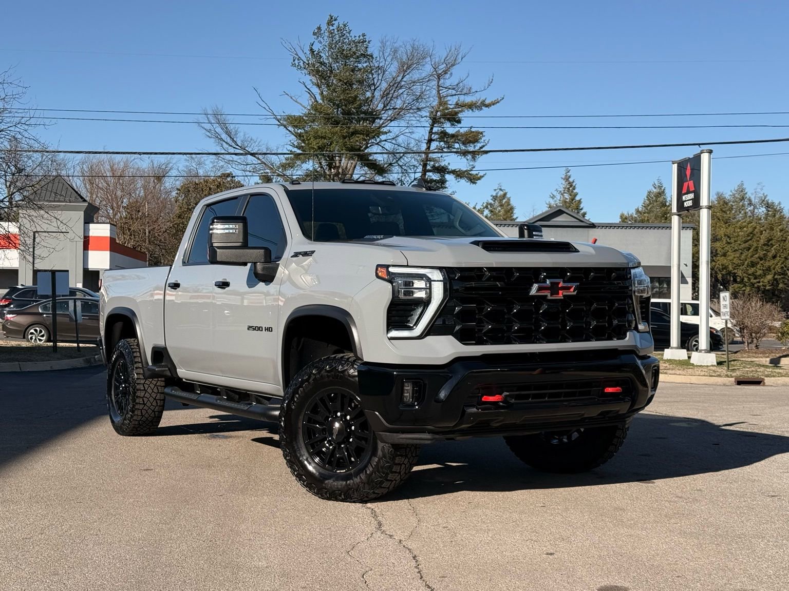 Used 2024 Chevrolet Silverado 2500 ZR2 w/ Technology Package image 1