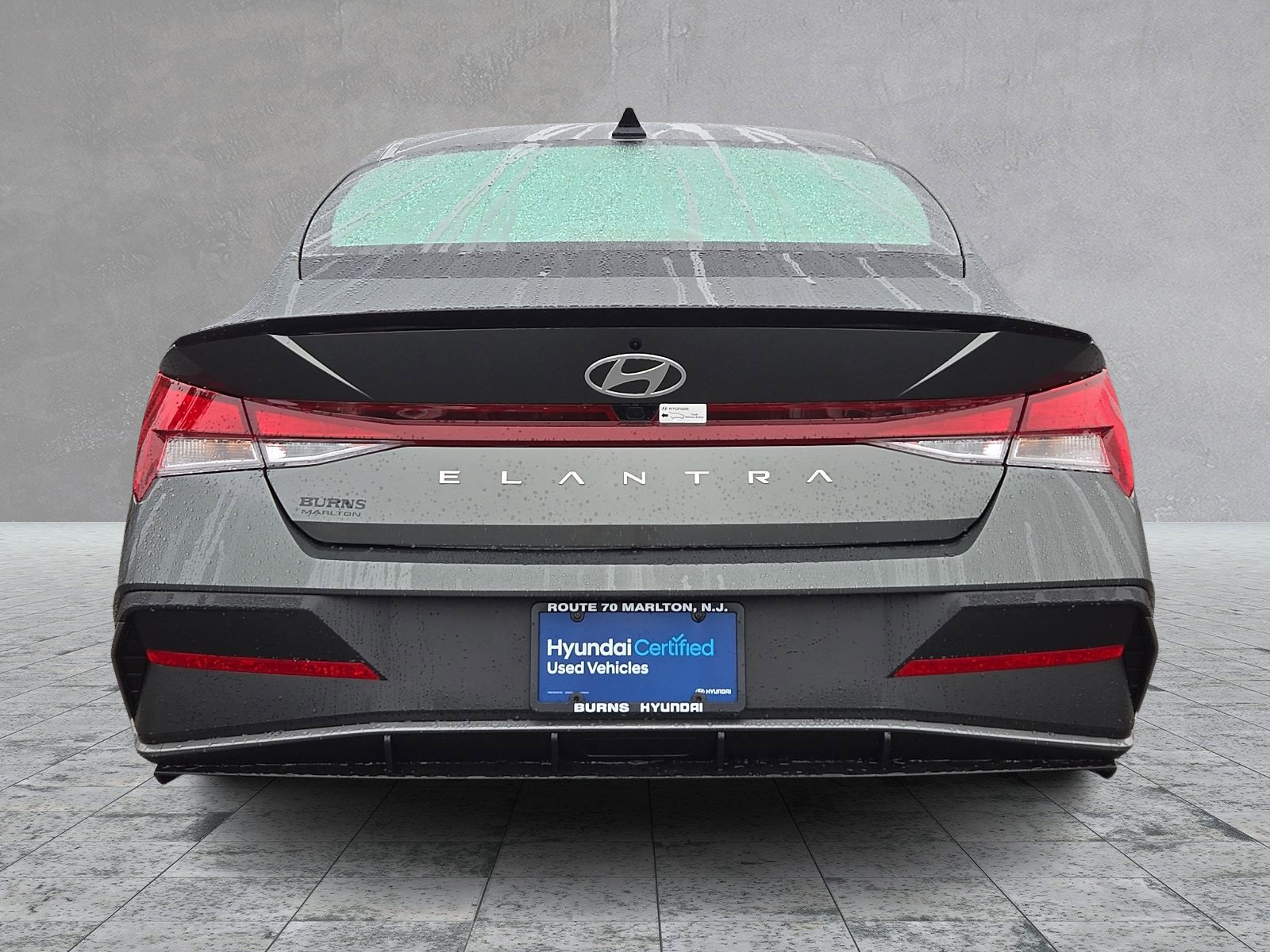 Used 2025 Hyundai Elantra Sport image 9