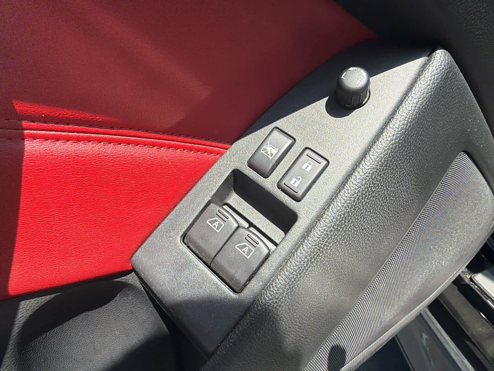 Used 2011 INFINITI G37 IPL RWD image 22