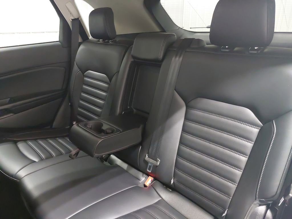 Used 2024 Ford Edge SEL image 7