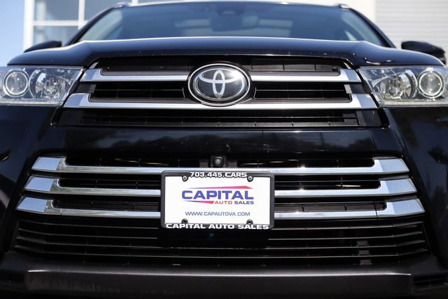 Used 2018 Toyota Highlander Limited Platinum image 11