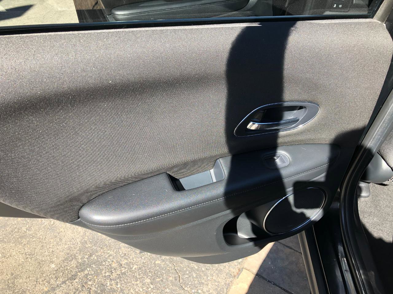 Used 2017 Honda HR-V EX image 24