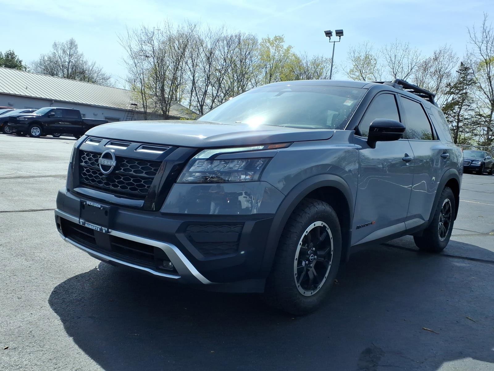 Used 2024 Nissan Pathfinder Rock Creek AWD/4WD image 3