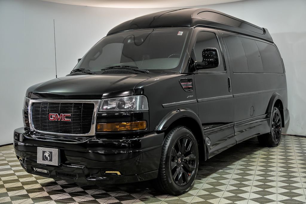 Used 2023 GMC Savana 2500 RWD image 5