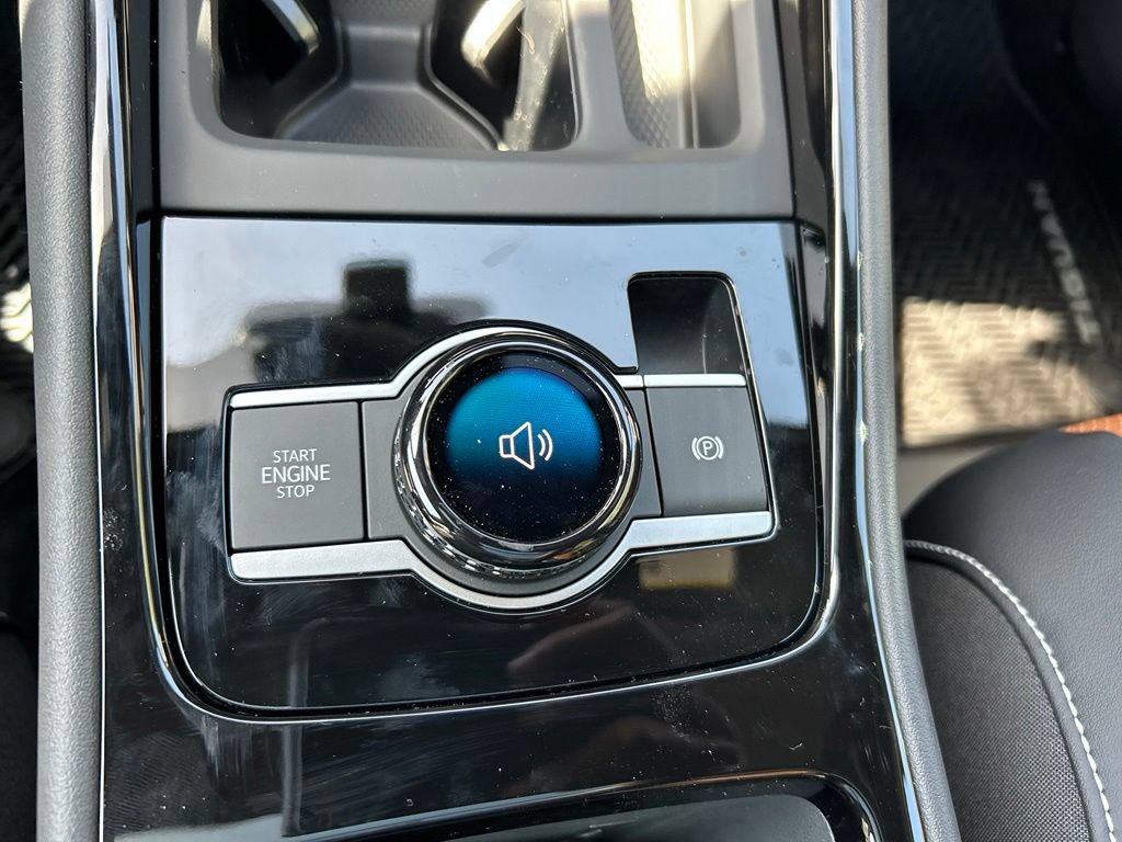 New 2026 Volkswagen Tiguan SEL R-Line AWD/4WD image 56