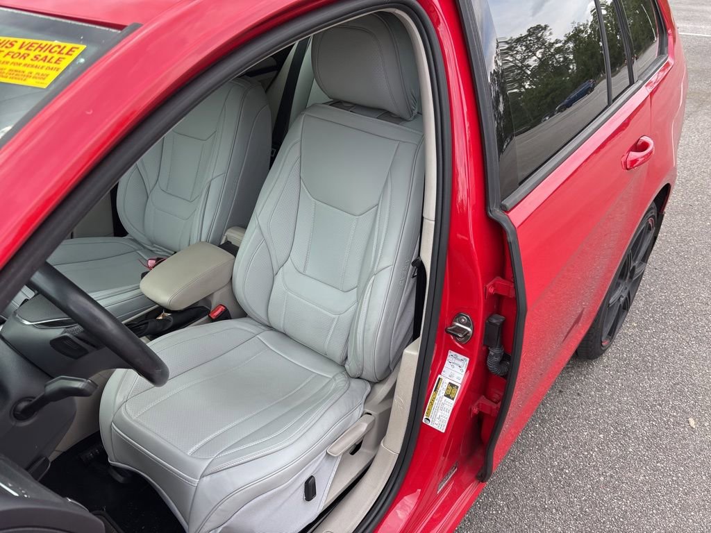 Used 2017 Volkswagen Golf S AWD/4WD image 3