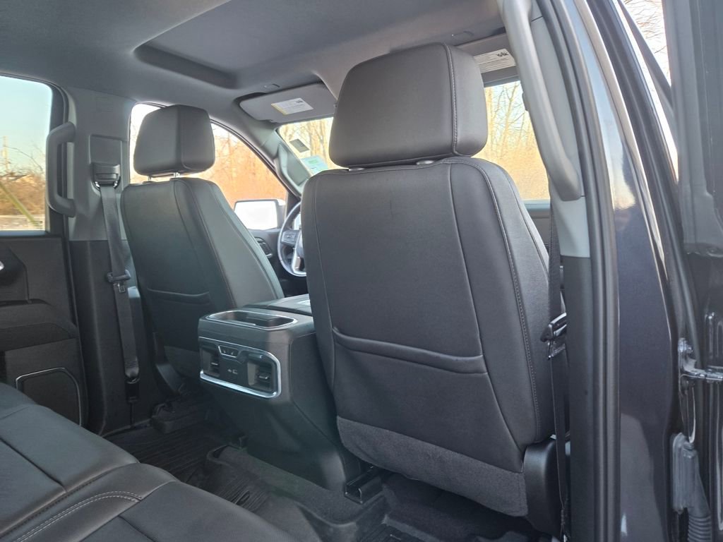 Used 2022 GMC Sierra 1500 SLT w/ SLT Premium Plus Package image 25