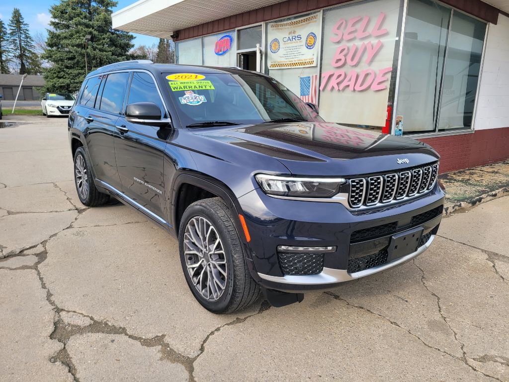 Used 2023 Jeep Grand Cherokee L Summit image 3