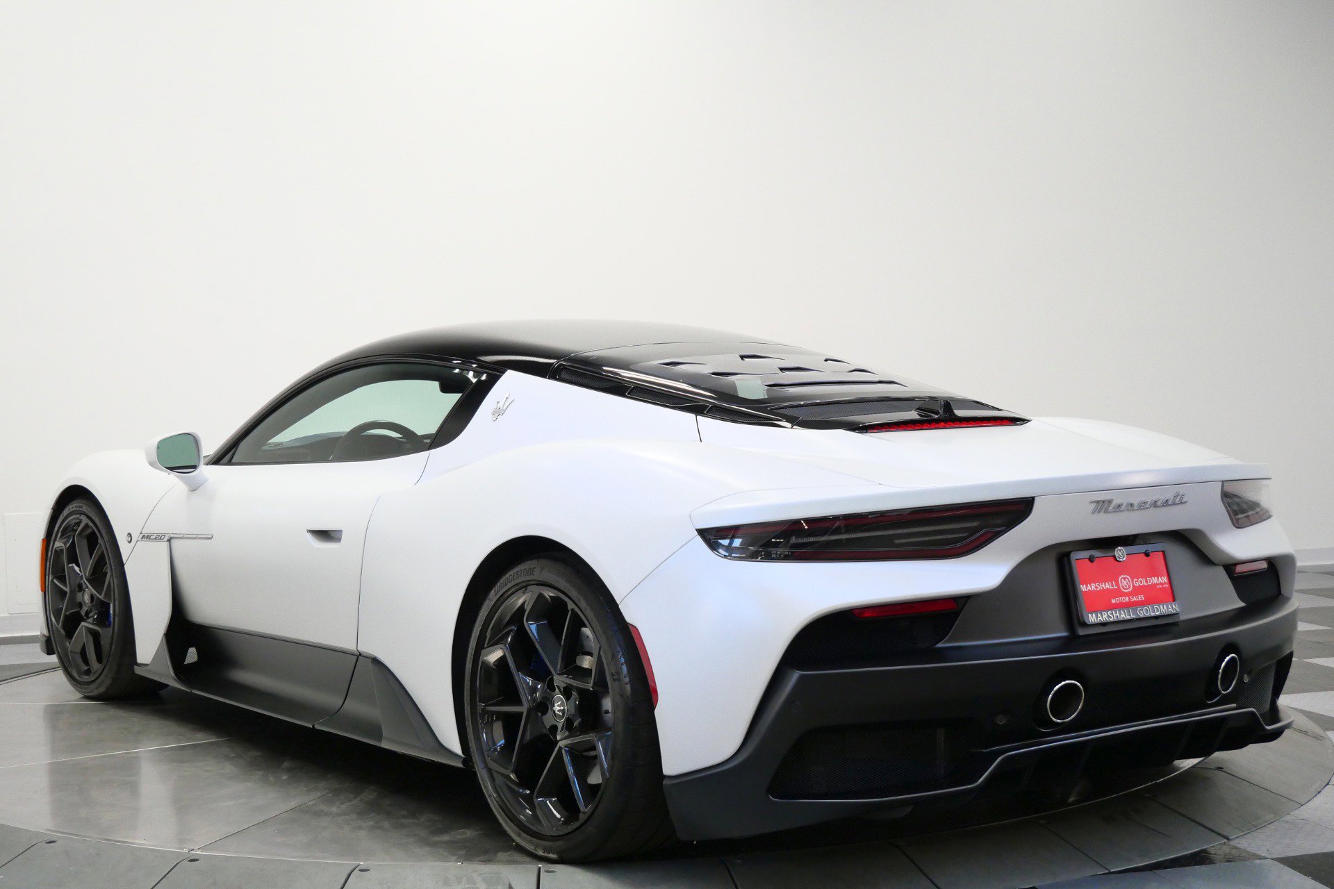 Used 2023 Maserati MC20 Coupe image 7