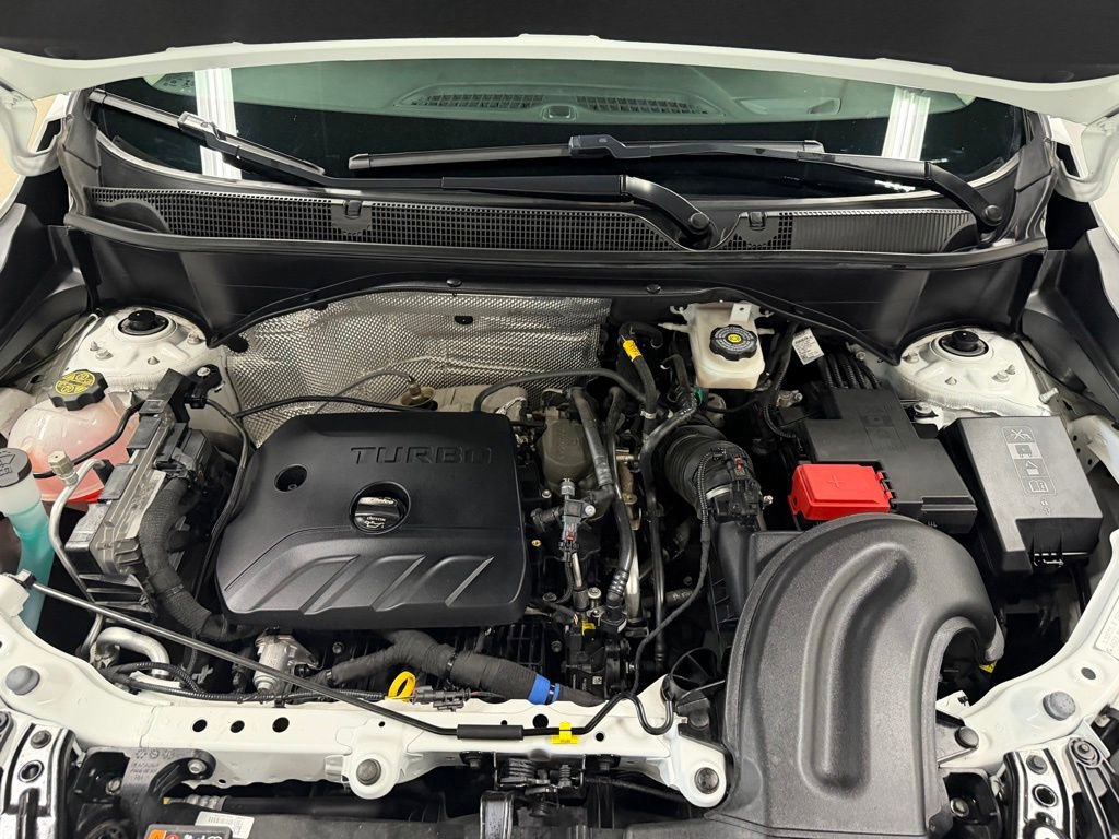Certified 2024 Buick Encore GX Sport Touring w/ Comfort Package AWD/4WD image 40