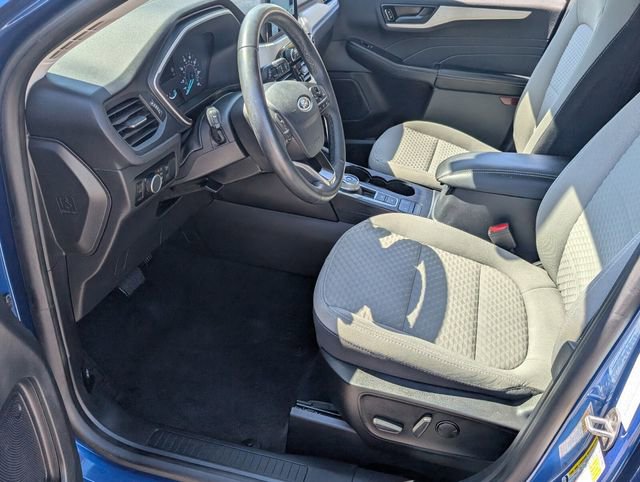 Used 2022 Ford Escape SE w/ SE Sport Appearance Package image 8