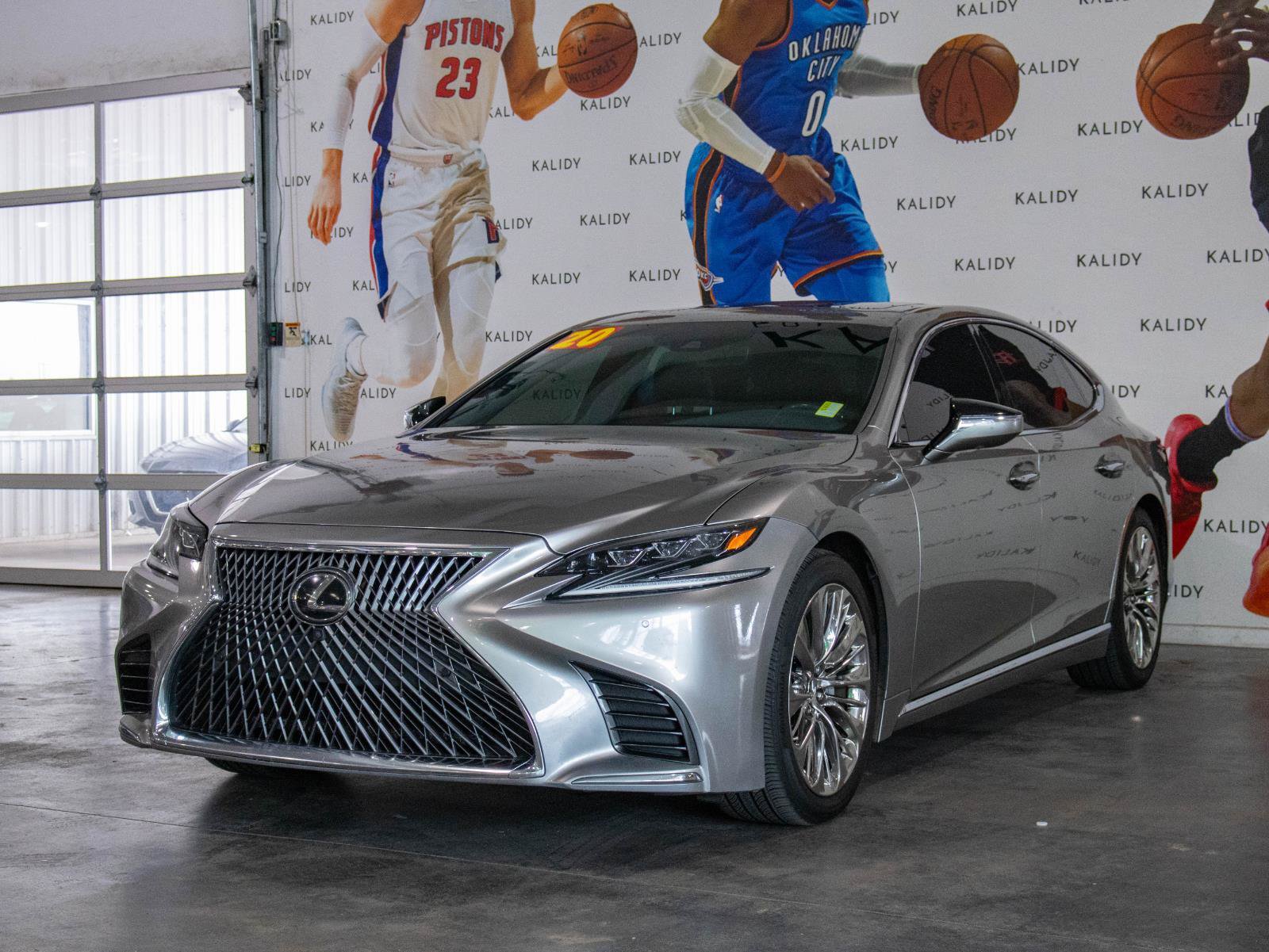 Used 2020 Lexus LS 500 w/ Interior Upgrade Package RWD image 22