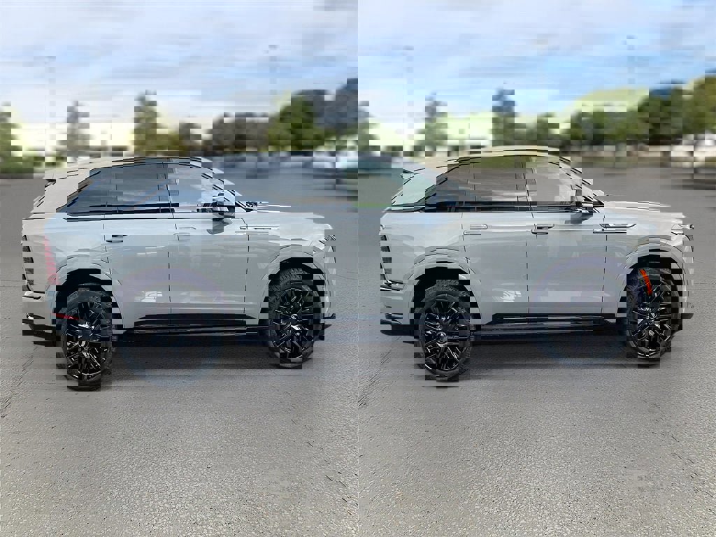 New 2026 Cadillac Escalade IQ Sport 1 w/ LPO, ONYX Package image 8