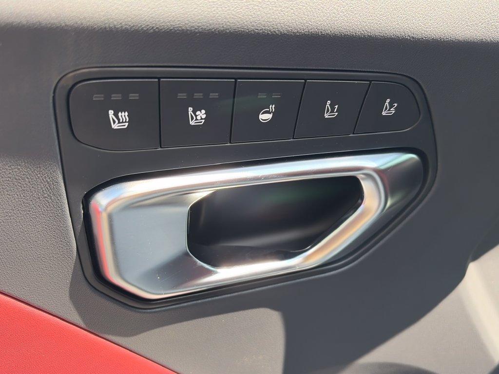 New 2026 Kia K4 GT-Line w/ GT-Line Premium Package FWD image 18