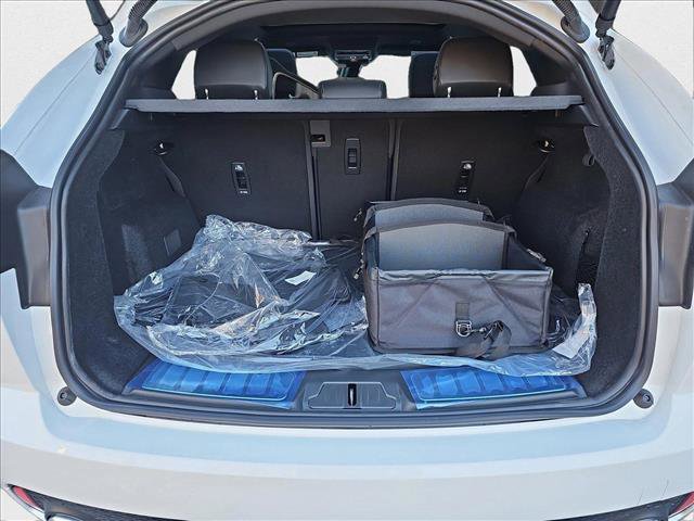 New 2024 Jaguar E-PACE R-Dynamic SE image 12