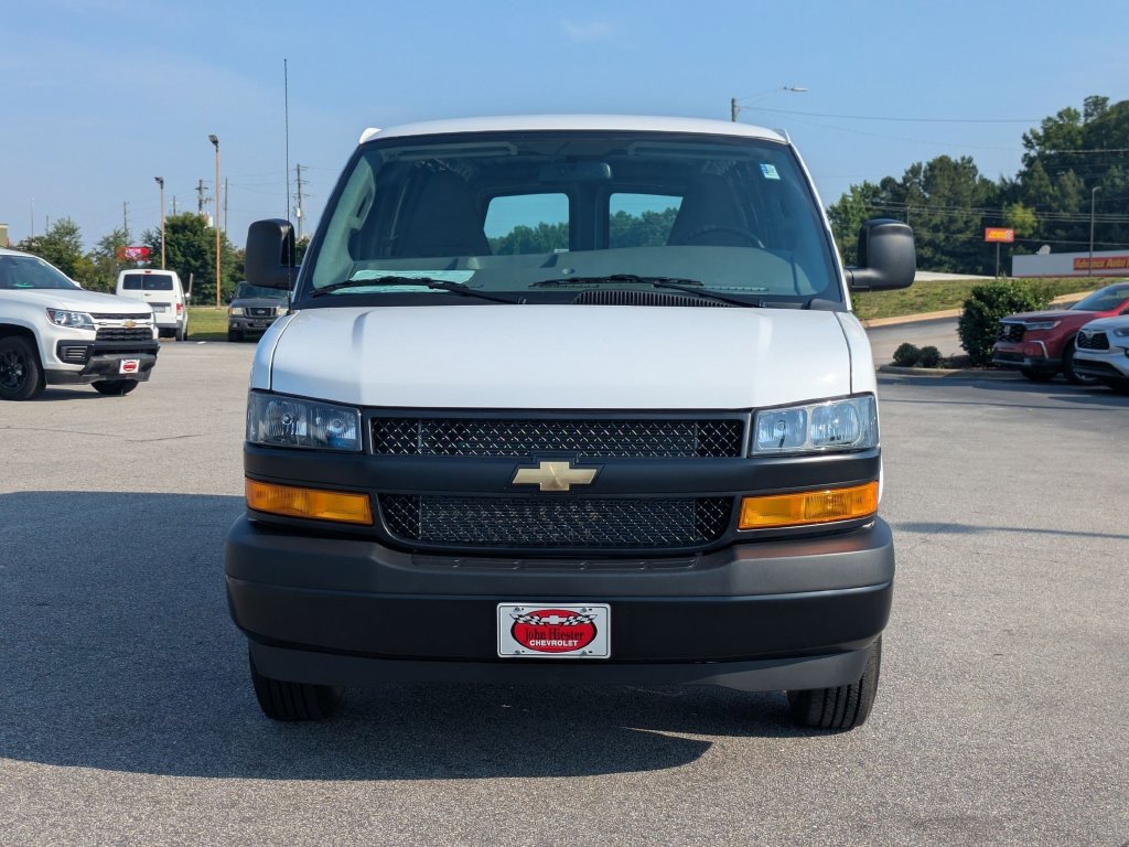 New 2026 Chevrolet Express 2500 RWD image 7