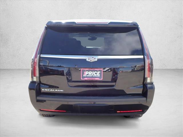 Used 2016 Cadillac Escalade ESV Platinum image 3