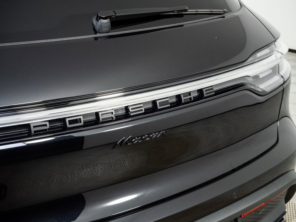 New 2026 Porsche Macan image 37