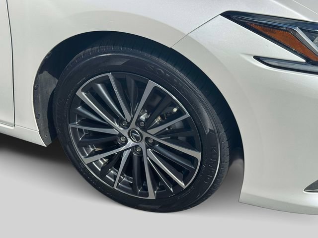 Used 2024 Lexus ES 350 w/ Premium Package FWD image 7