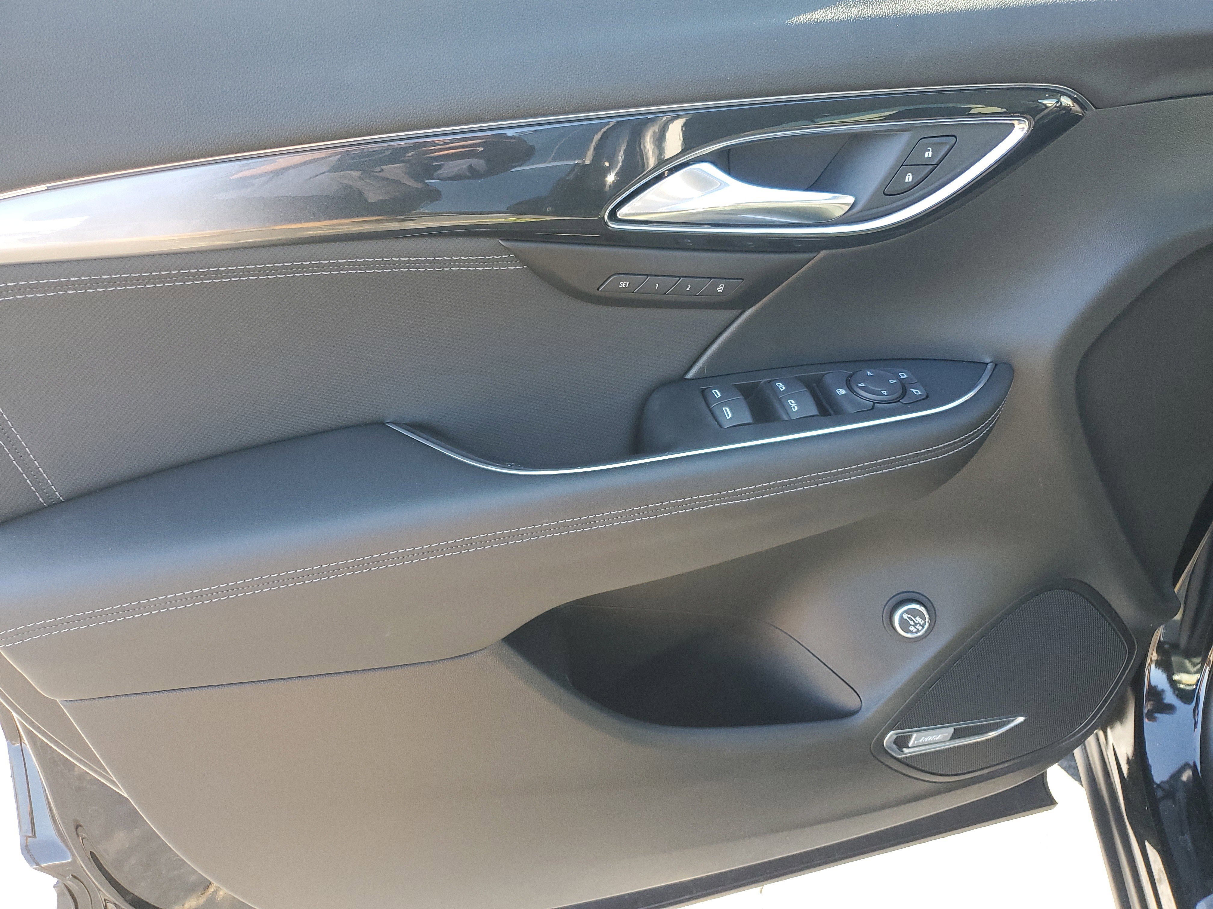 New 2025 Buick Envision Preferred image 17