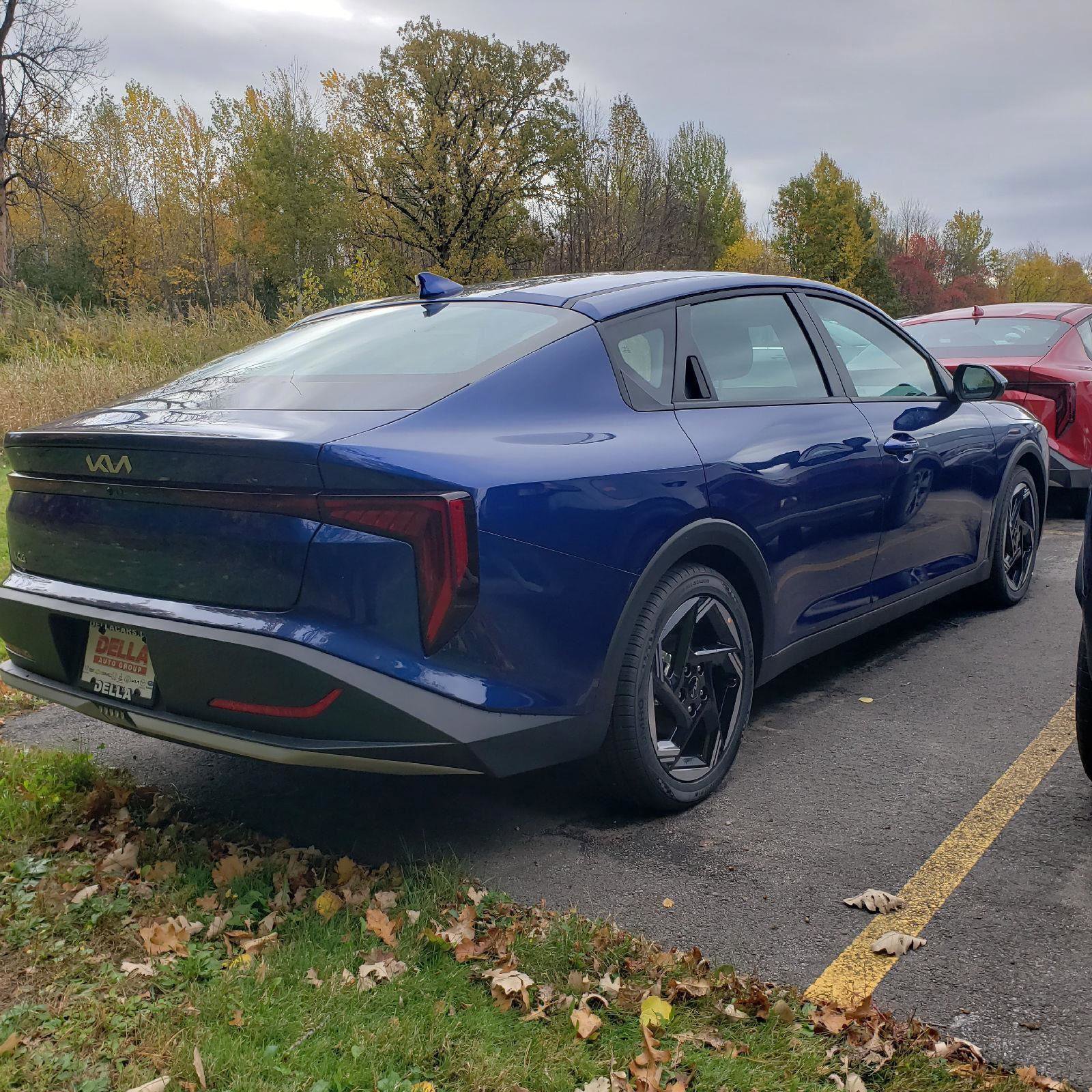 New 2025 Kia K4 EX image 5