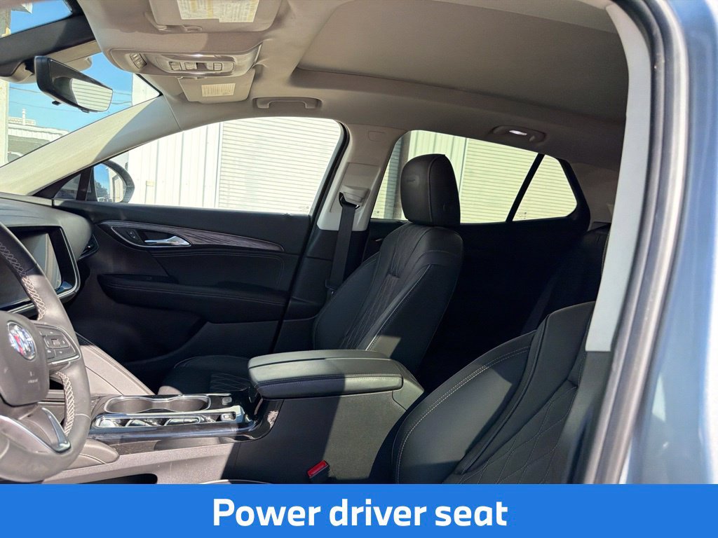 Used 2023 Buick Envision Avenir AWD/4WD image 18