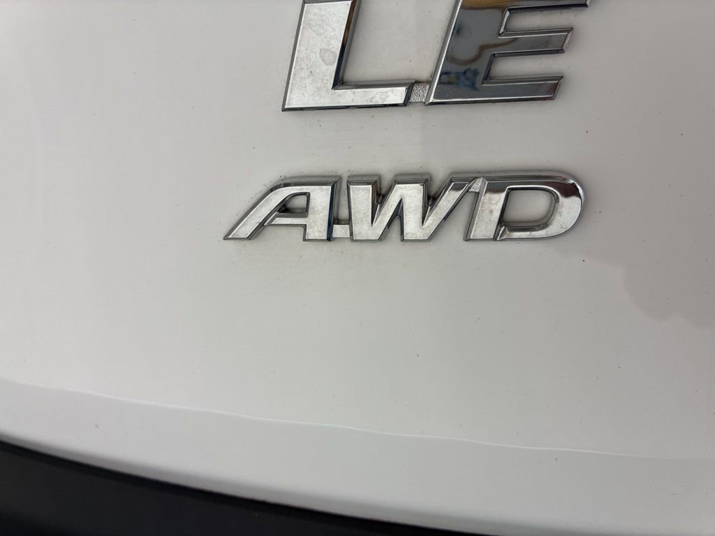 Used 2024 Toyota RAV4 LE image 27
