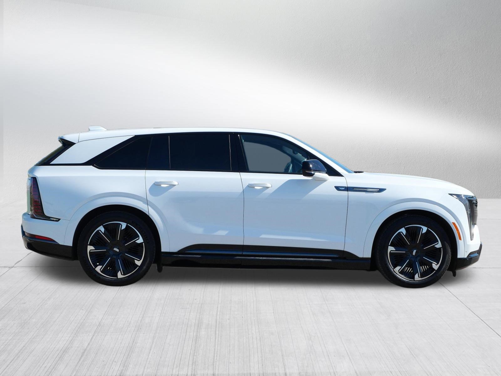 Certified 2025 Cadillac Escalade IQ Sport 2 AWD/4WD image 8