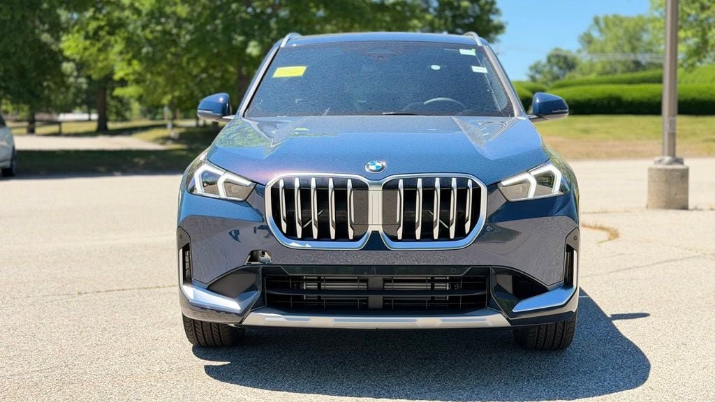 New 2026 BMW X1 xDrive28i w/ Convenience Package AWD/4WD image 9