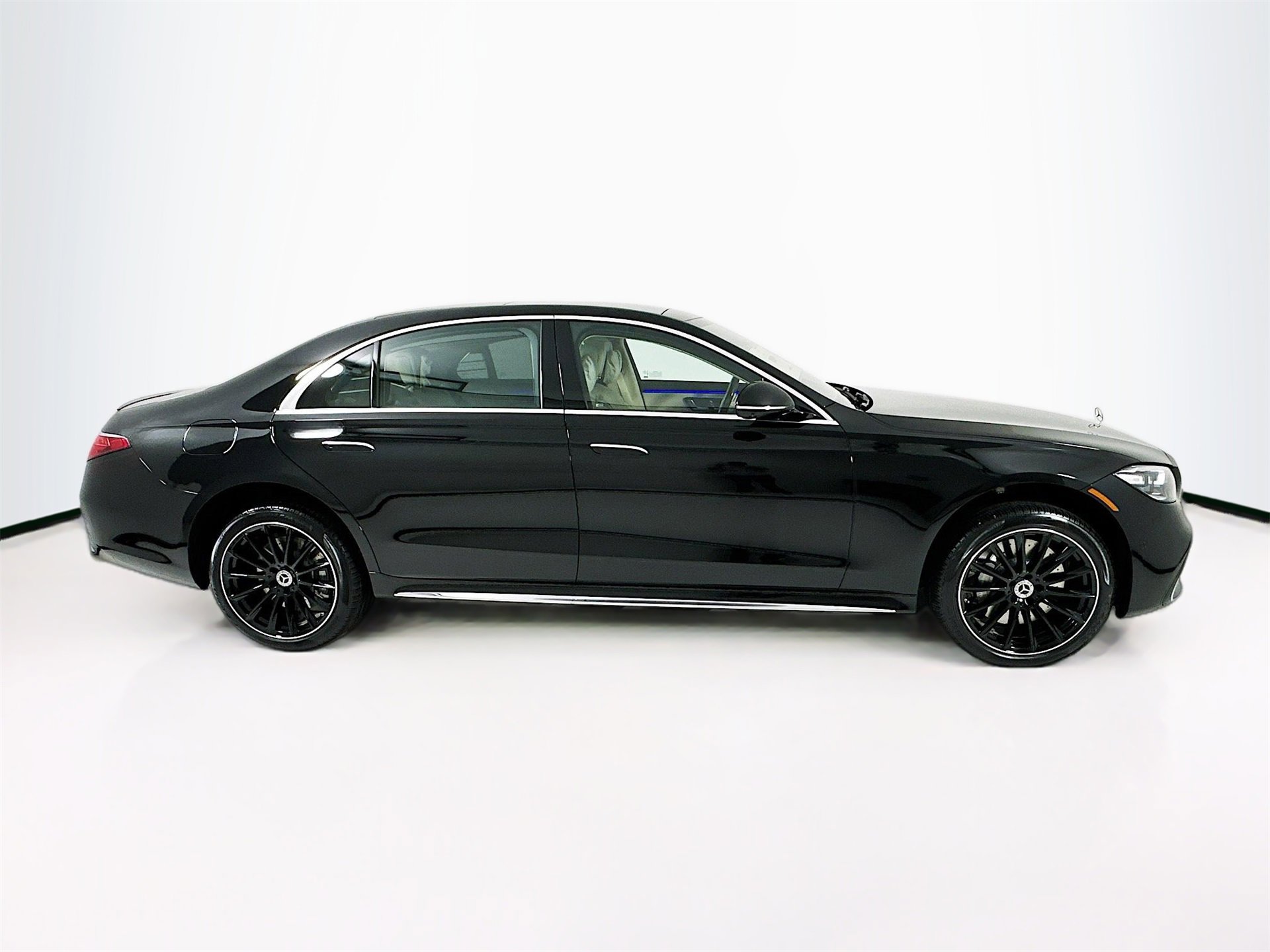 New 2026 Mercedes-Benz S 580 4MATIC Sedan image 9