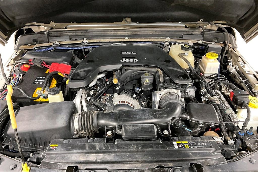 Used 2020 Jeep Gladiator Mojave w/ Trailer Tow Package image 10