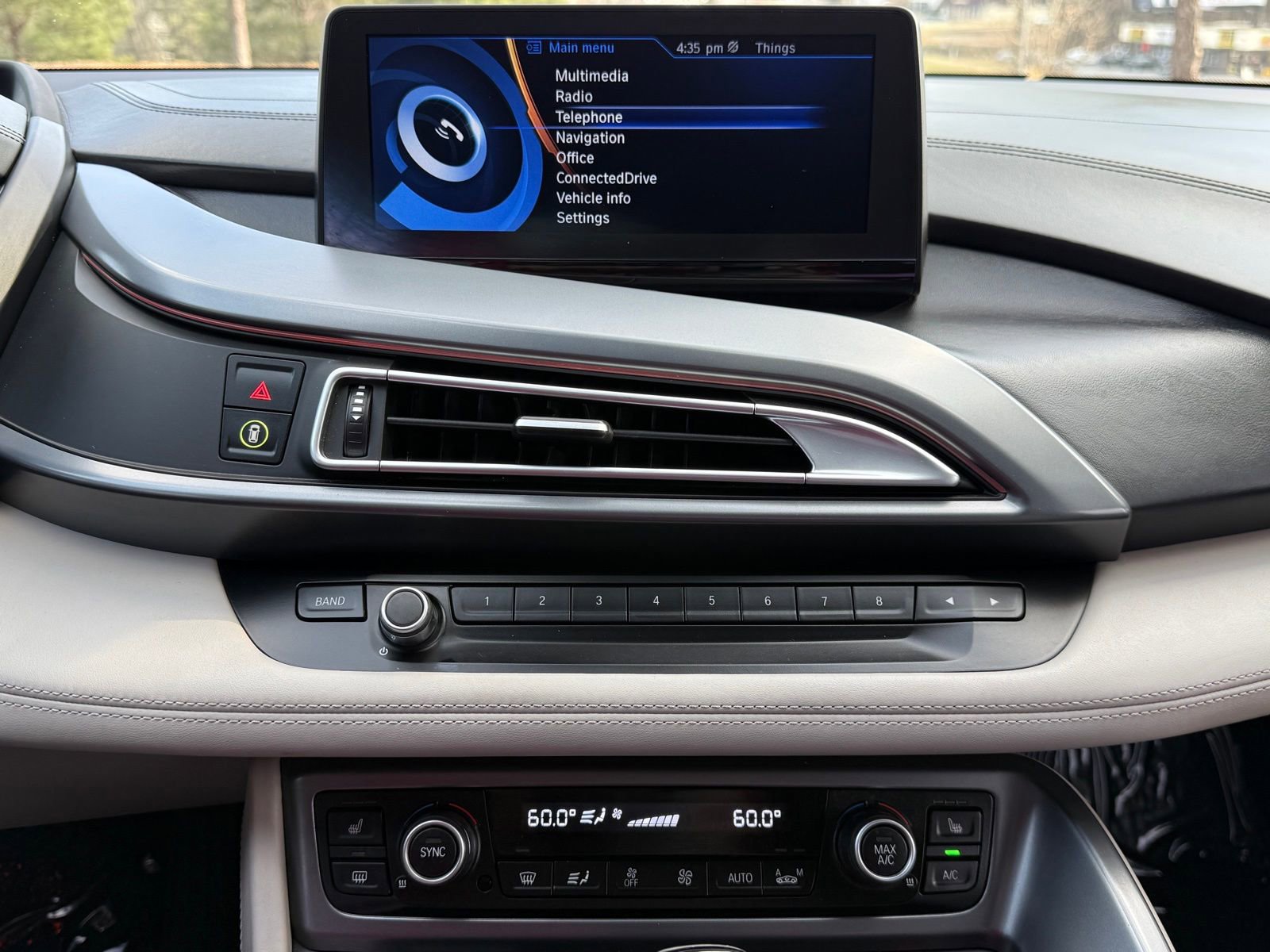 Used 2015 BMW i8 image 29