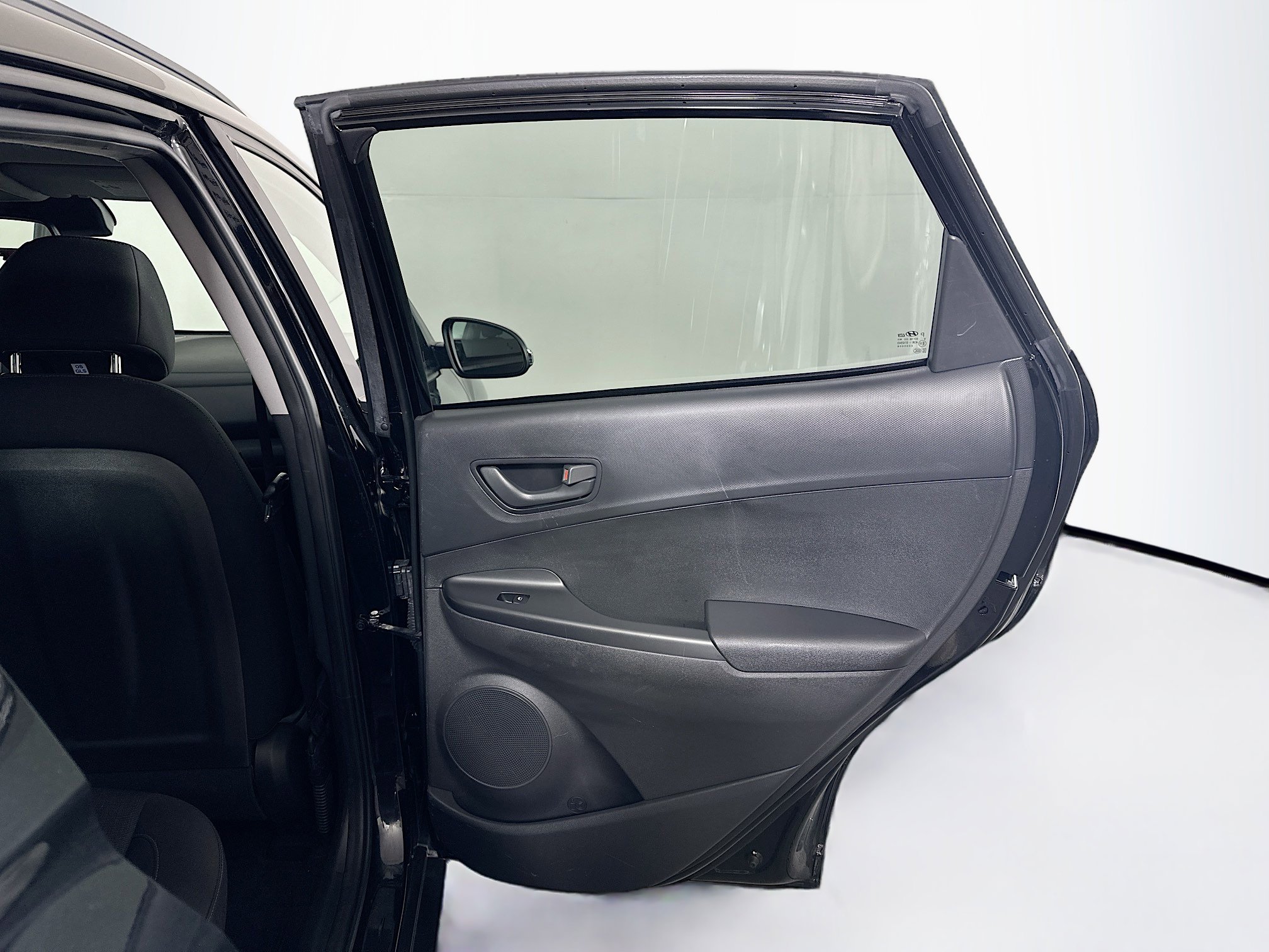 Used 2023 Hyundai Kona SEL w/ Cargo Package image 30