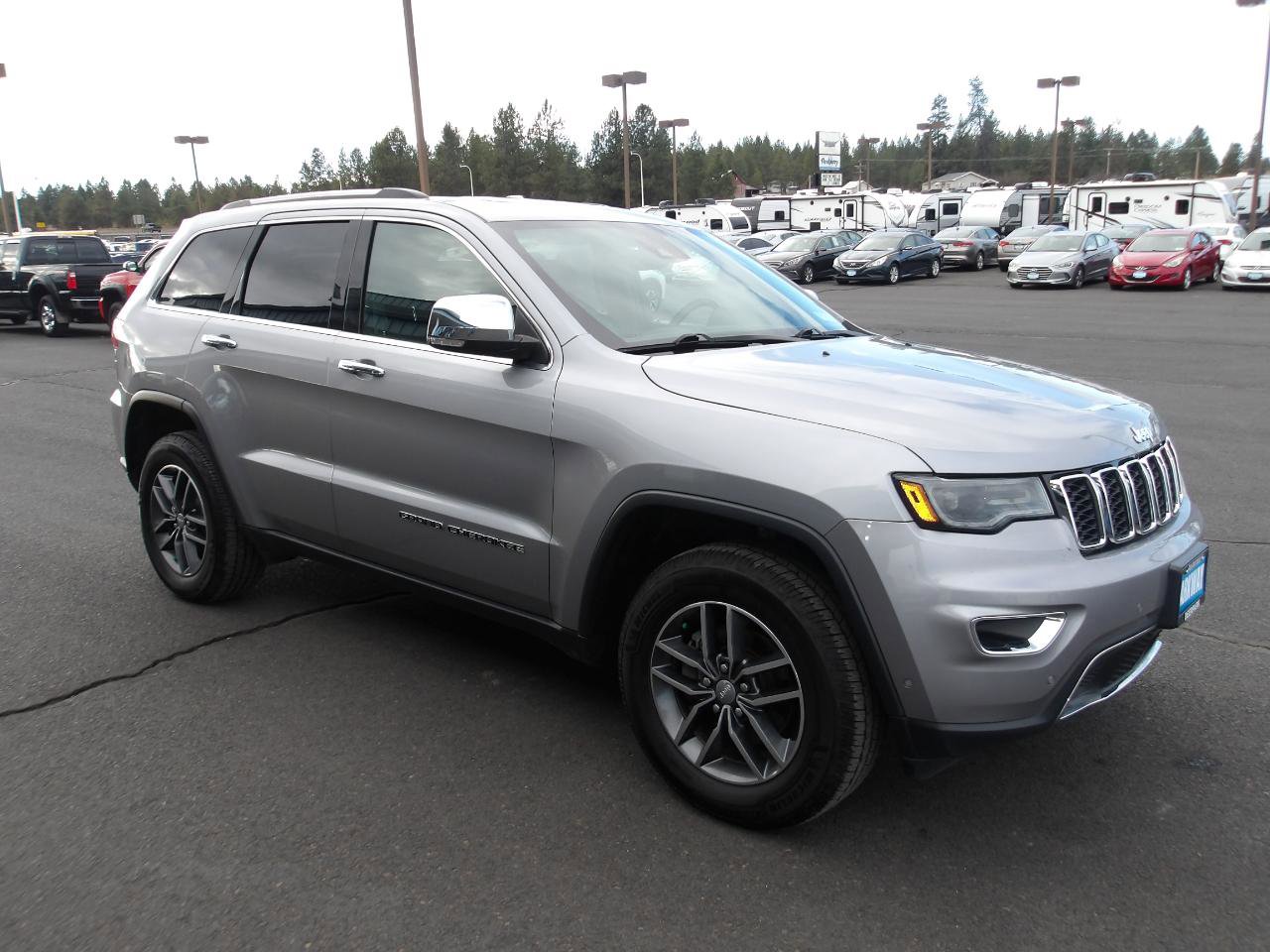 Used 2017 Jeep Grand Cherokee Limited w/ Luxury Group II image 7