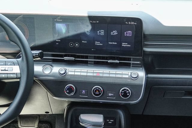 Certified 2025 Hyundai Kona SE FWD image 13