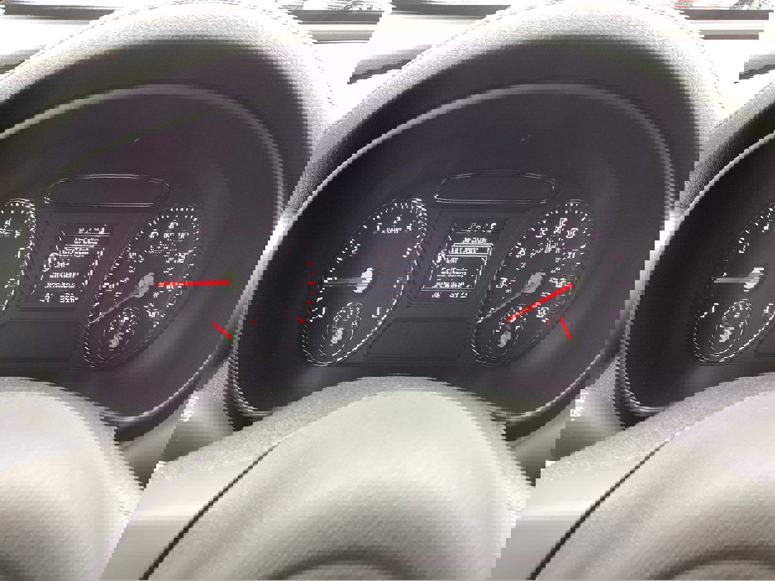 Used 2017 Kia Sorento EX image 16