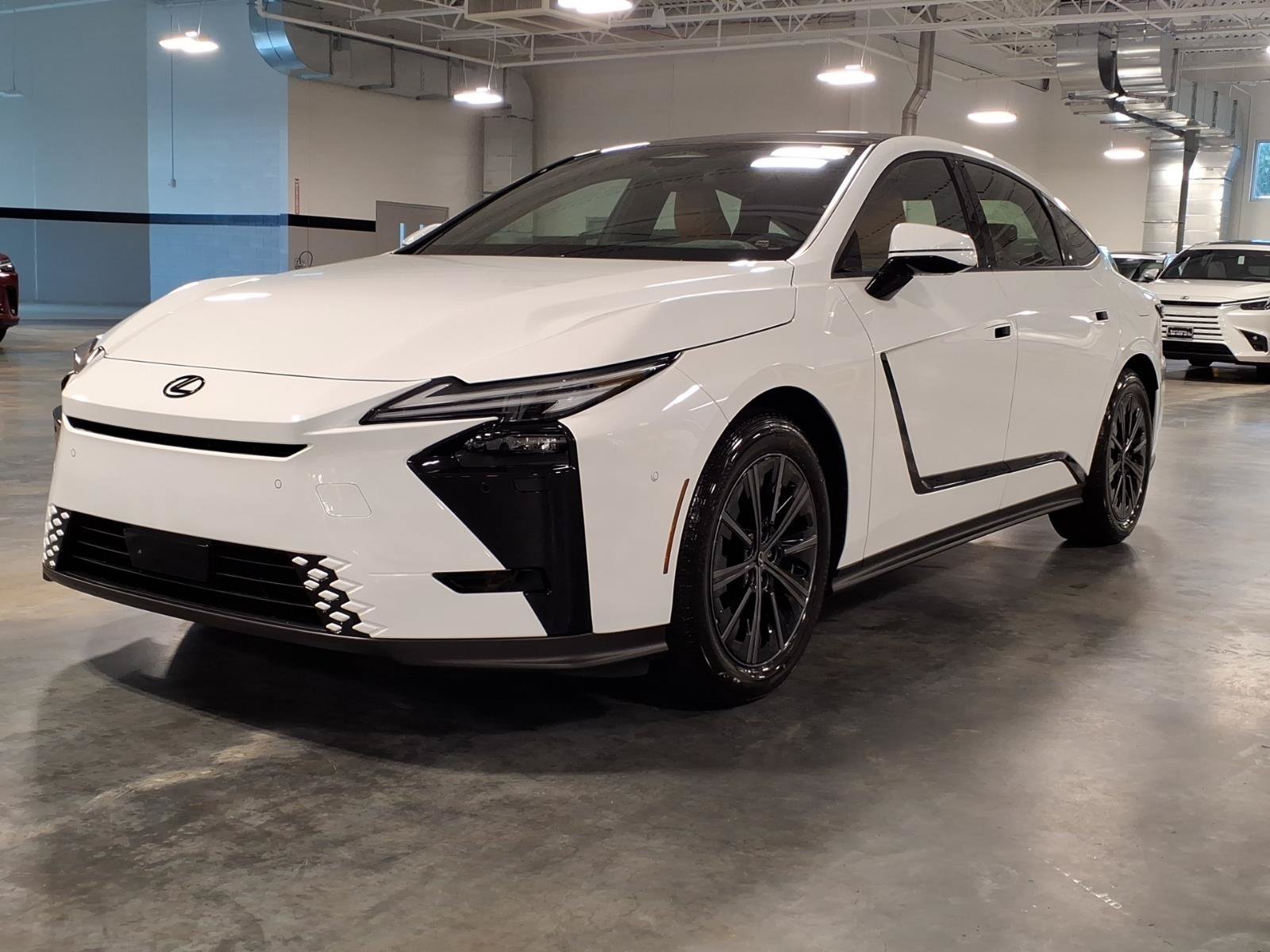 New 2026 Lexus ES 350h AWD w/ Cold Area Package image 3