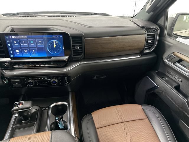 Used 2024 Chevrolet Silverado 1500 High Country w/ High Country Premium Package AWD/4WD image 27